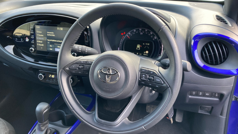 Toyota Aygo X 1.0 VVT-i Edge 5dr Auto Petrol Hatchback